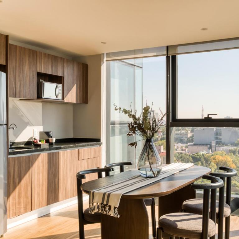 ULIV Mexico City - Apartment with View and Balcony - 2