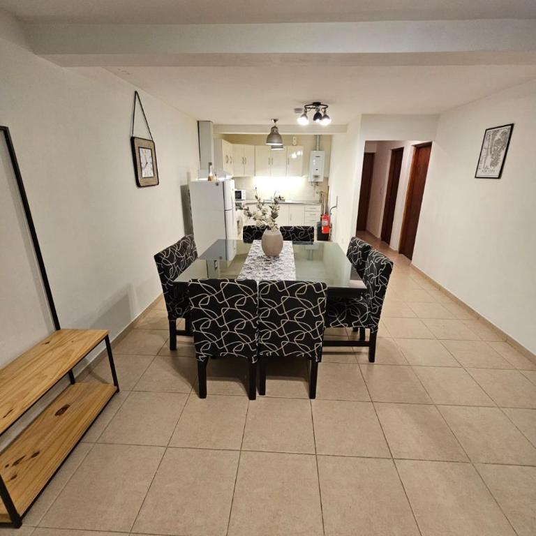 Dpto amplio con vista a la bahía - Apartamento de 2 dormitorios - 18