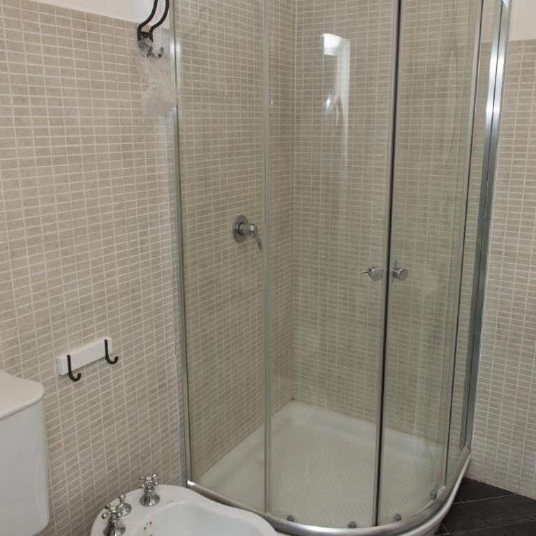 Casa Alcalà Deluxe - Four-Bedroom Apartment - 13