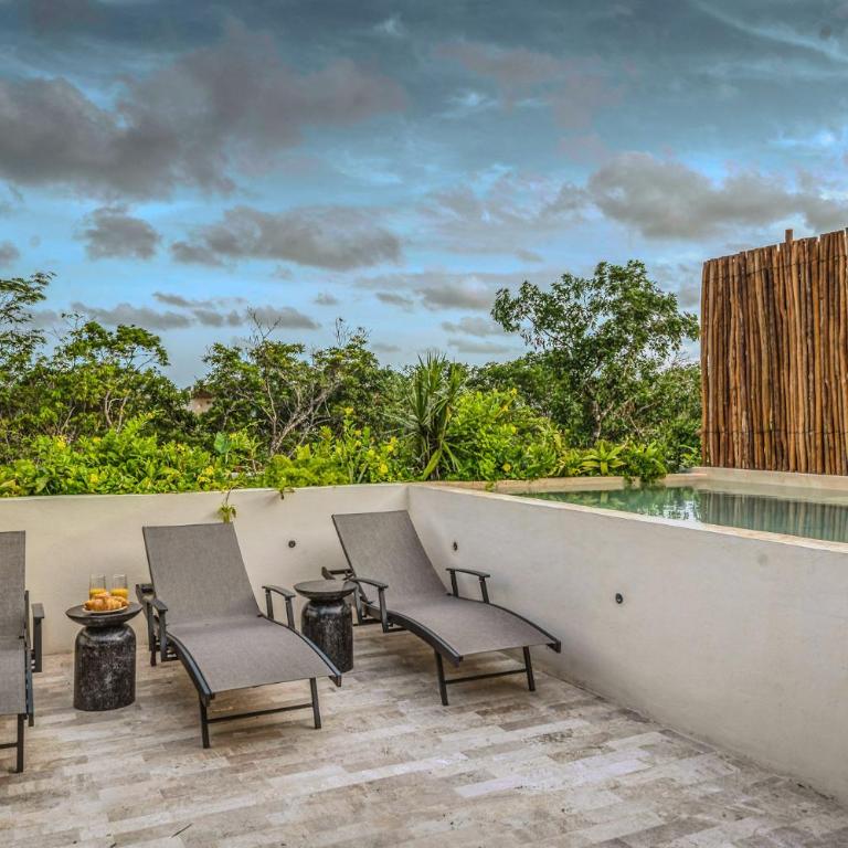 Deluxe 6BR Double Penthouse with 2 Private Roof Pools - Apartment - 12