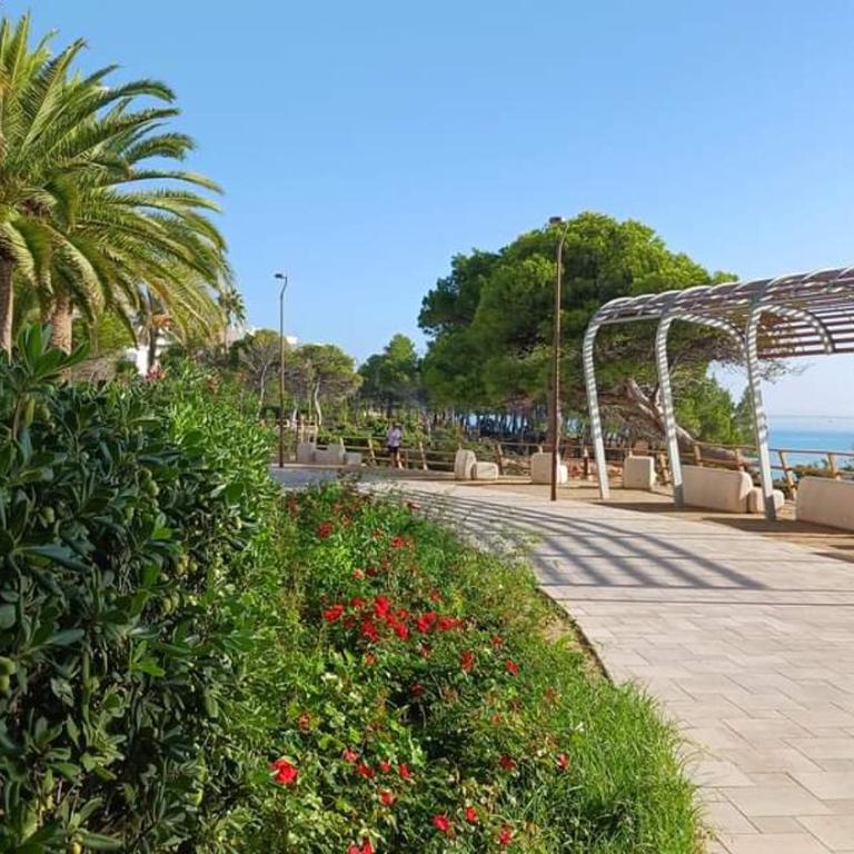 Centrico piso a 5 min de la playa, ac, wifi y parking incluido - Apartamento de 3 dormitorios - 34