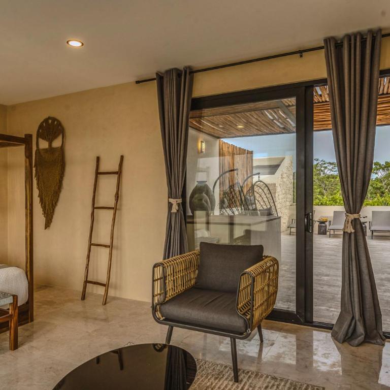 Deluxe 6BR Double Penthouse with 2 Private Roof Pools - Apartment - 31