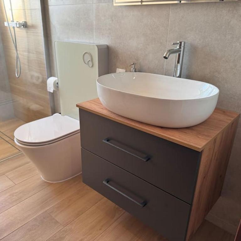 Casa Aurora - Appartamento con 3 Camere da Letto - 40