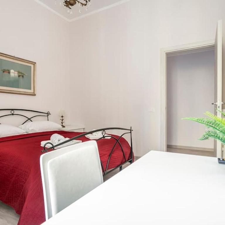 AlexaDom - Appartamento con 3 Camere da Letto - 2