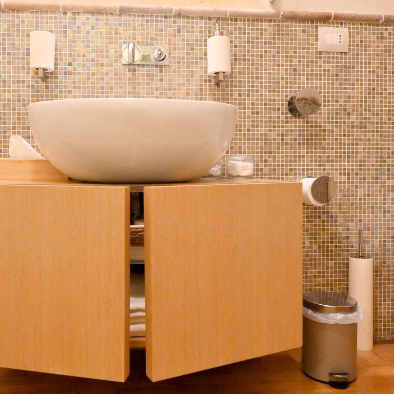 LA CASA DI MONIC - Three-Bedroom Apartment - 30