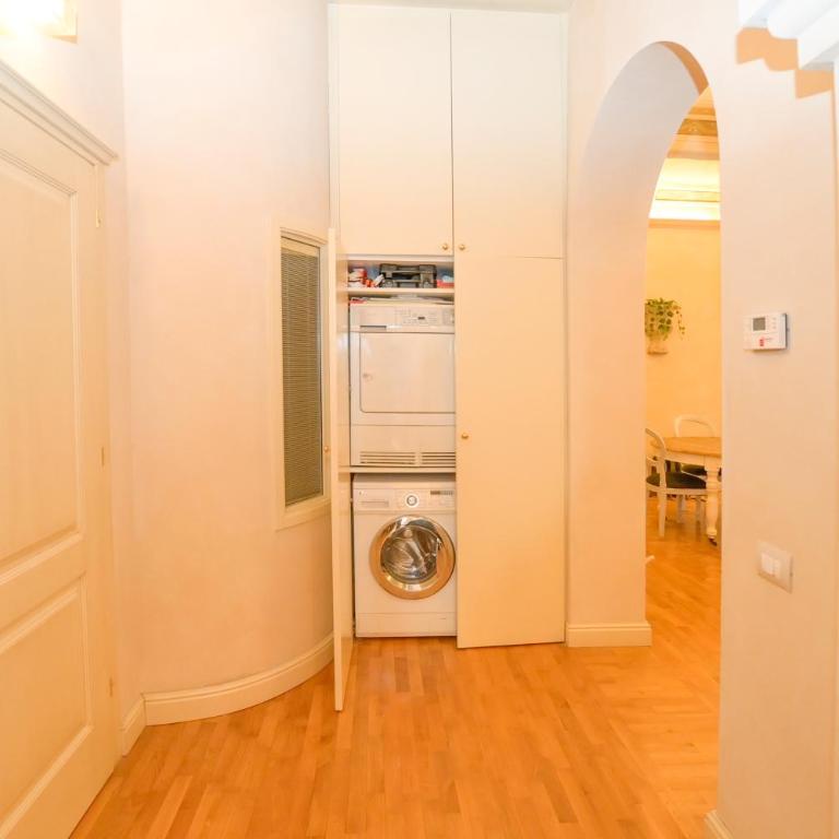 LA CASA DI MONIC - Three-Bedroom Apartment - 22