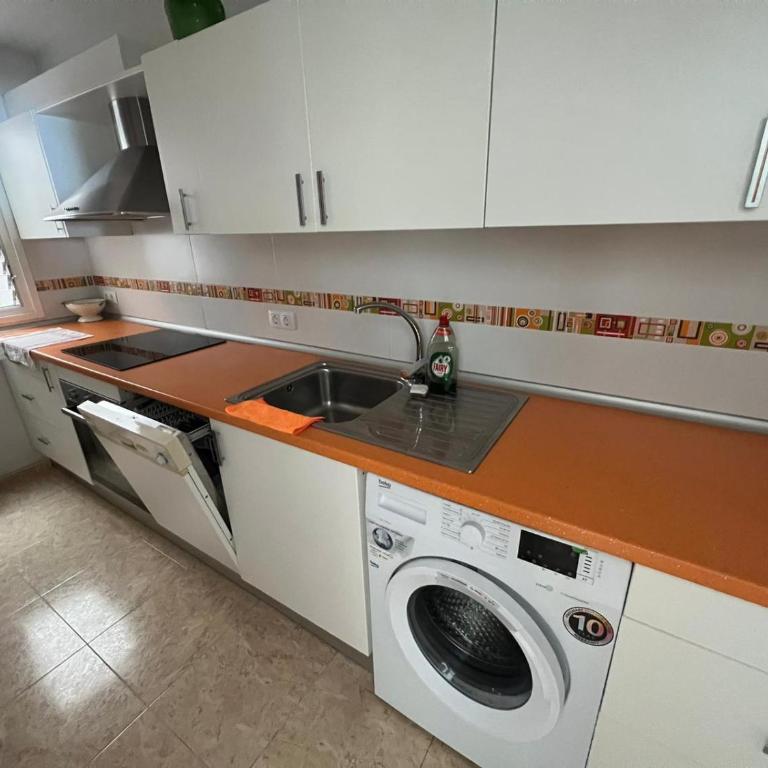 Apartamento con piscina - Tossa - Magníficas vistas al mar - Apartamento de 2 dormitorios - 24