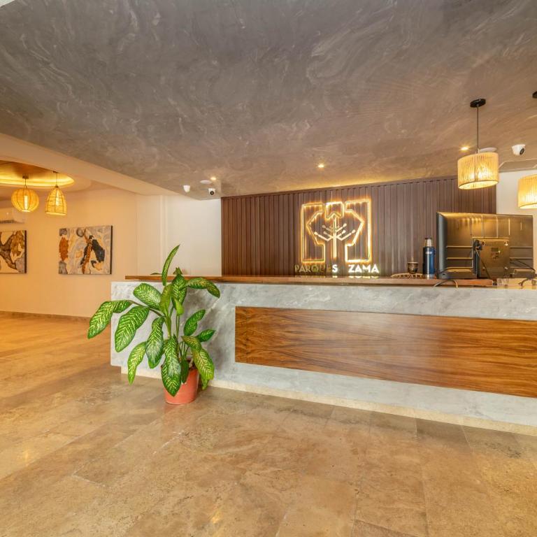Bright 1 BD Suite with Balcony - Apartamento - 35