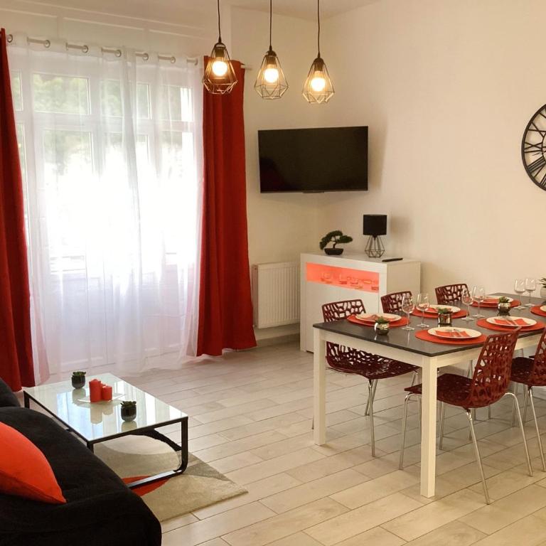 Appartement Stella 95m2 Climatisé Parking Proche Sanctuaire - Apartment mit 3 Schlafzimmern und Bergblick - 18