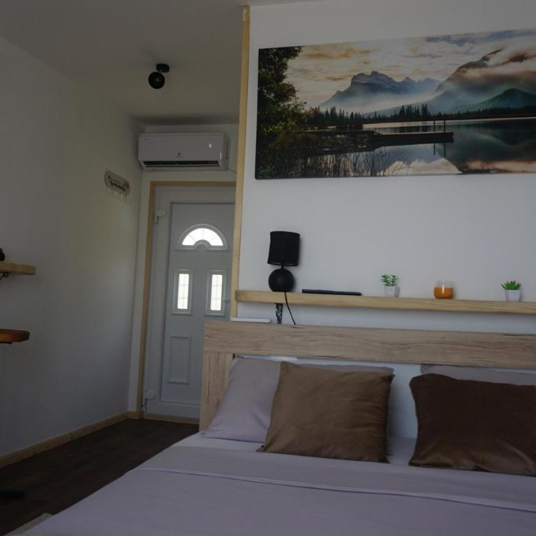 Hill Homes Montenegro - Queen Room with Sea View - 2