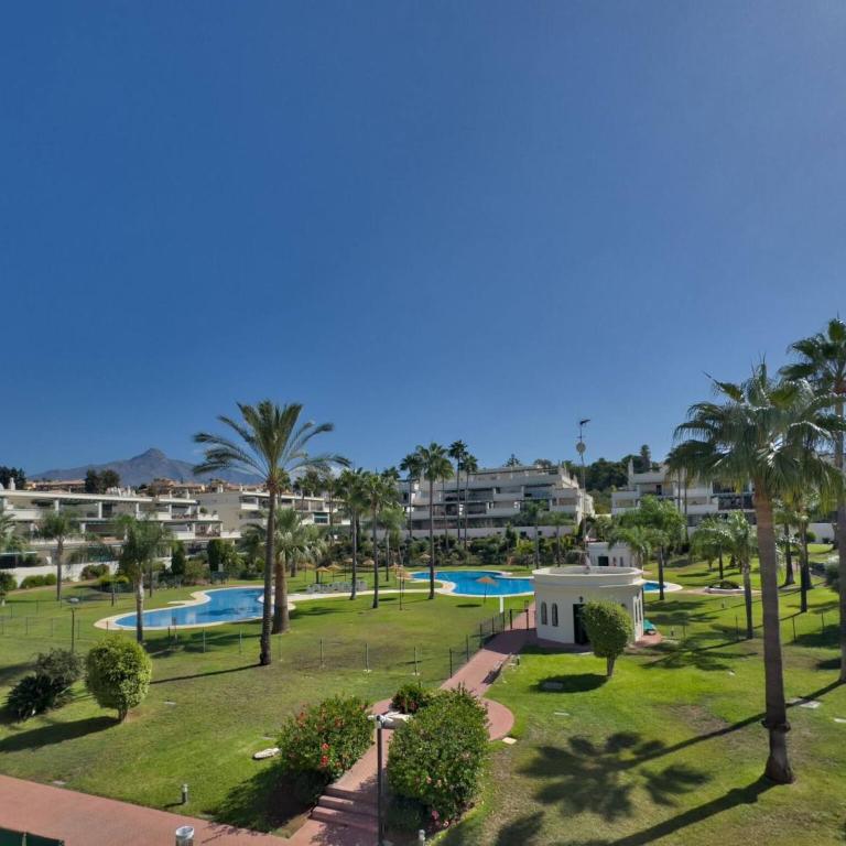 Lor 52A Apartamento Vacacional cerca de Puerto Banús-Playa - Apartamento con terraza - 1