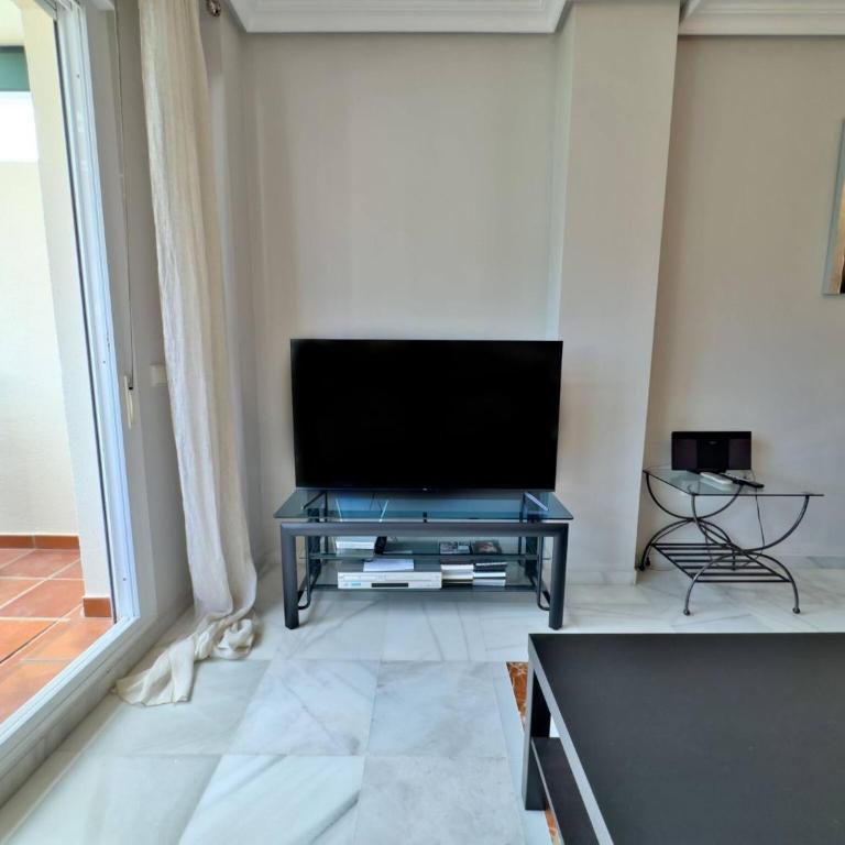 Lor 52A Apartamento Vacacional cerca de Puerto Banús-Playa - Apartamento con terraza - 8