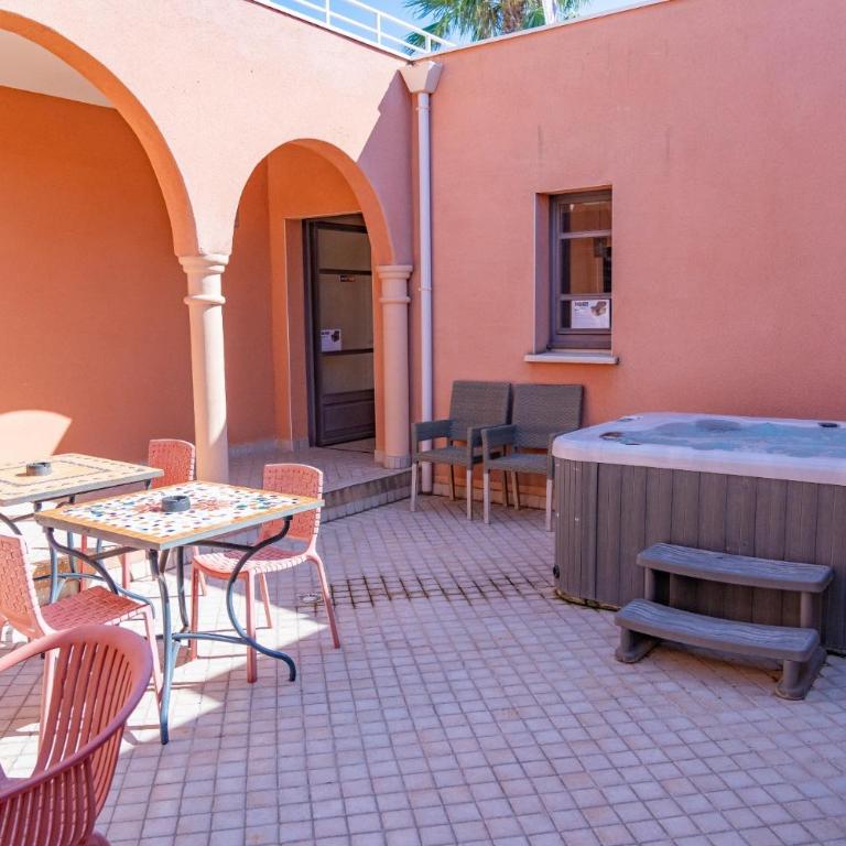 Village Naturiste Cap d'Agde Hôtel Libertin Location Studio Club Riad 5 - Suite Deluxe - 11