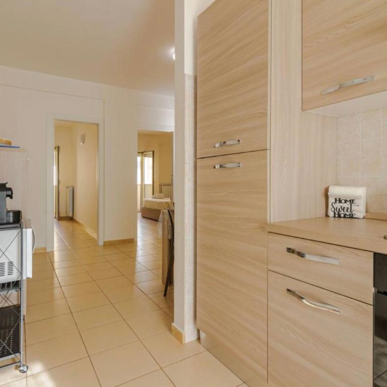 Indipendence Home - Appartamento con 2 Camere da Letto - 11