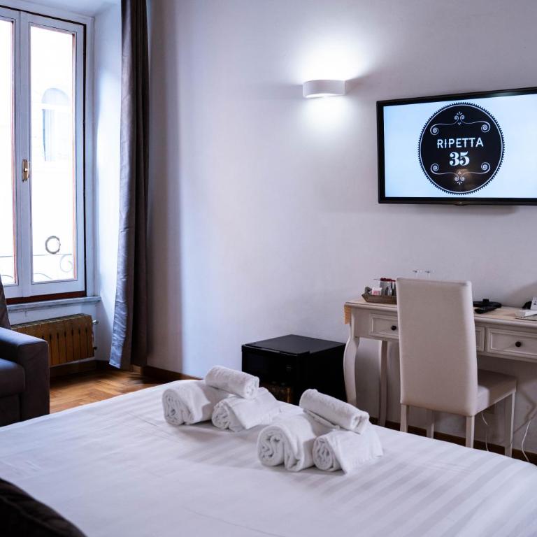 Ripetta 35 - Triple Room with Private Bathroom - 13