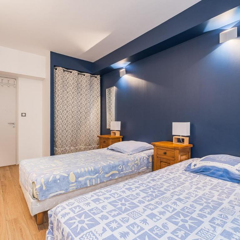 Apt T5 rénové avec bureau jardin et parking en centre ville - Apartment - 20