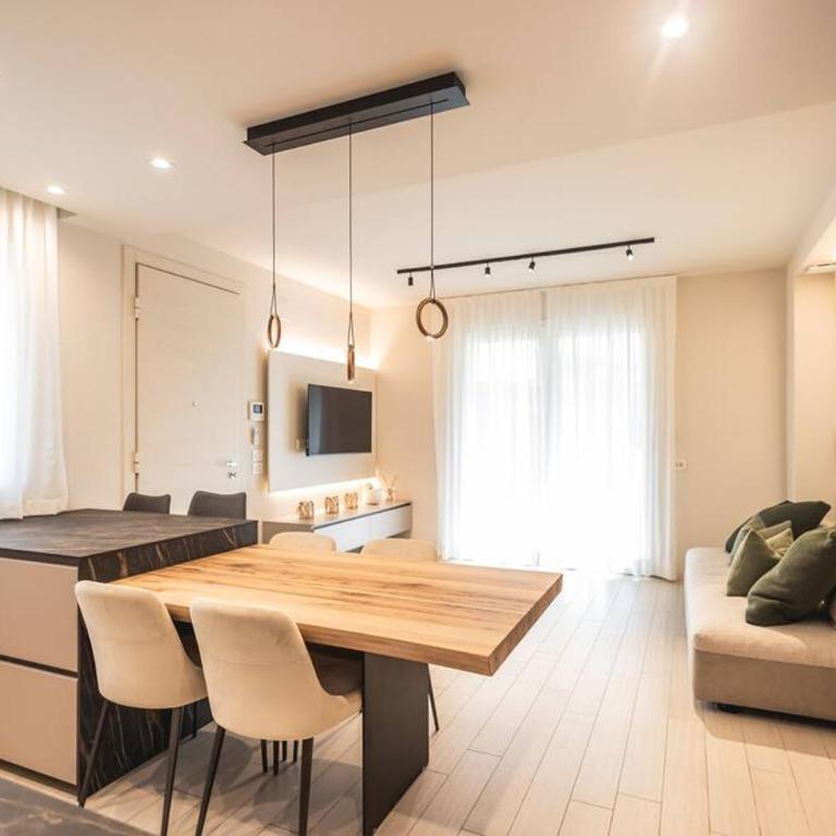 AmazHome - New Modern Seaside House near the Sea - Two-Bedroom Apartment - 1