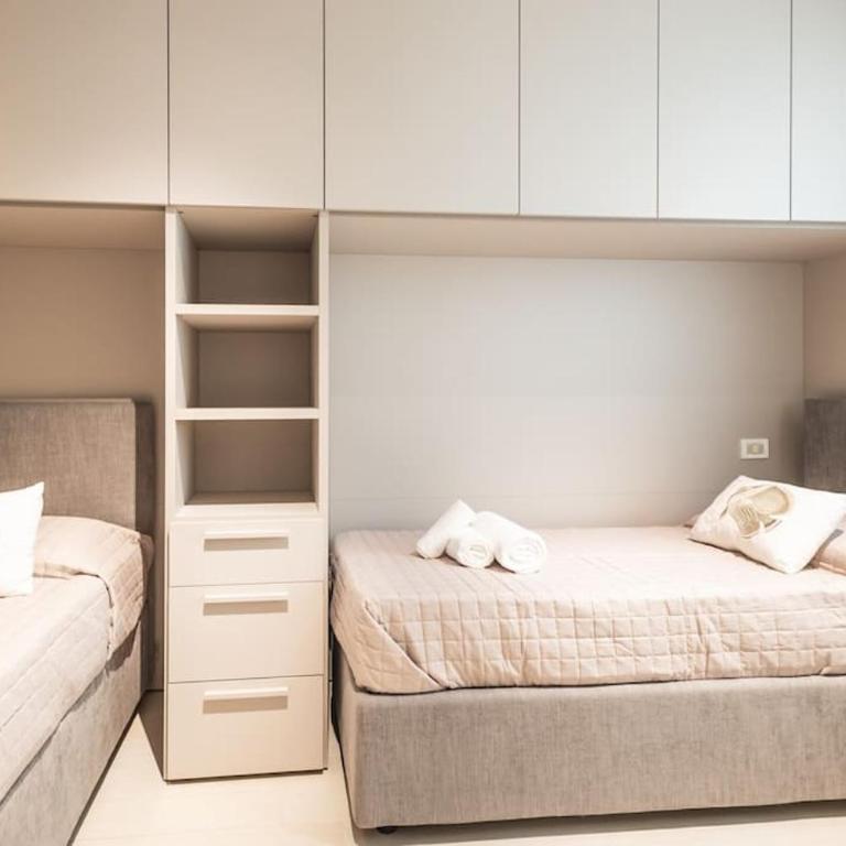 AmazHome - New Modern Seaside House near the Sea - Two-Bedroom Apartment - 20