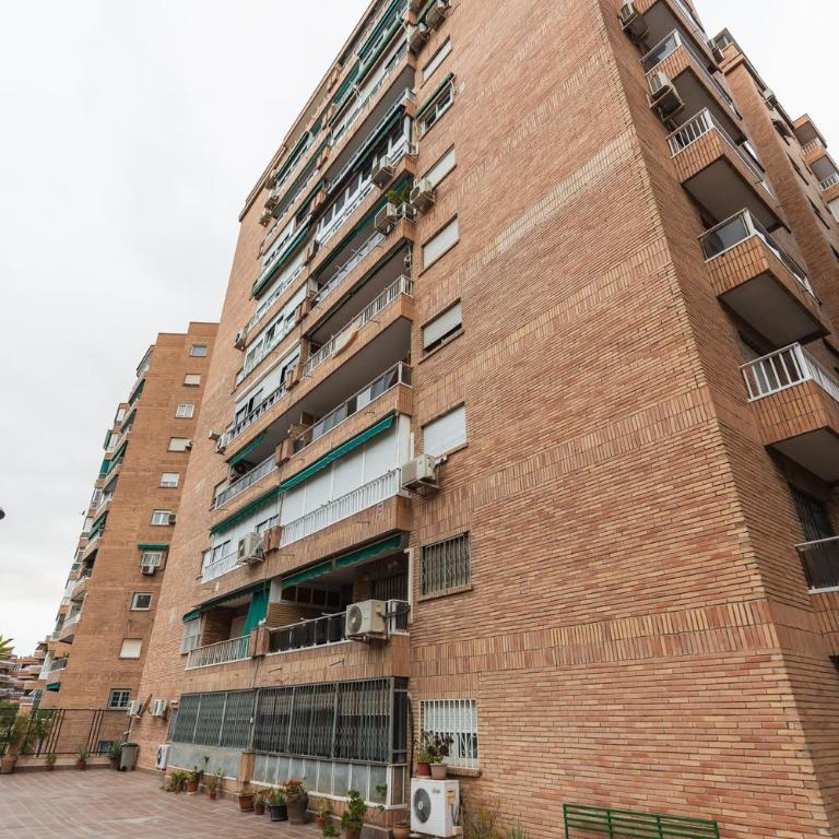 Las Flores Apartment - Five-Bedroom Apartment - 37