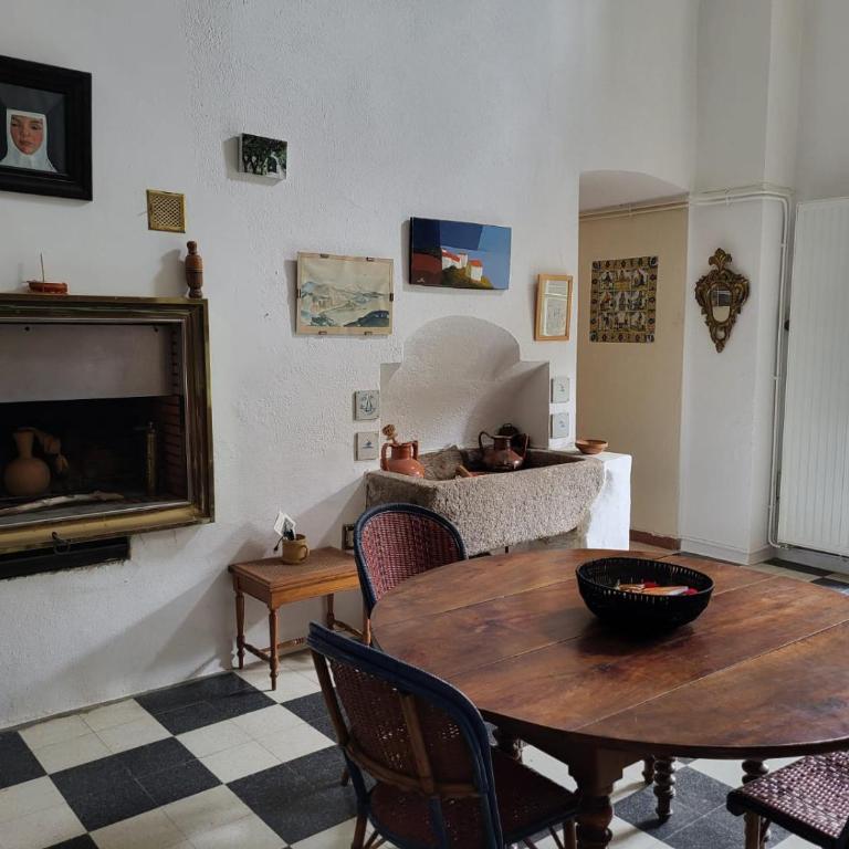 Renovated 12th-century chapel fully equipped for 6 - Vacation Home - 30