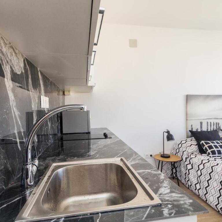 Sunstay Petit Studio Torremolinos - Estudio Estándar - 11