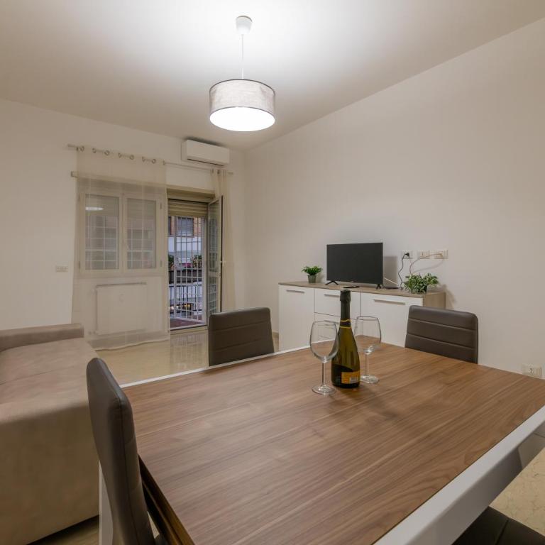 Inside Rome - One-Bedroom Apartment - 5