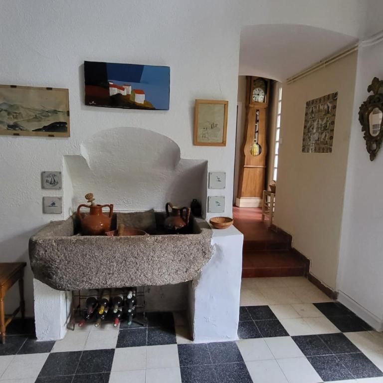 Renovated 12th-century chapel fully equipped for 6 - Vacation Home - 31