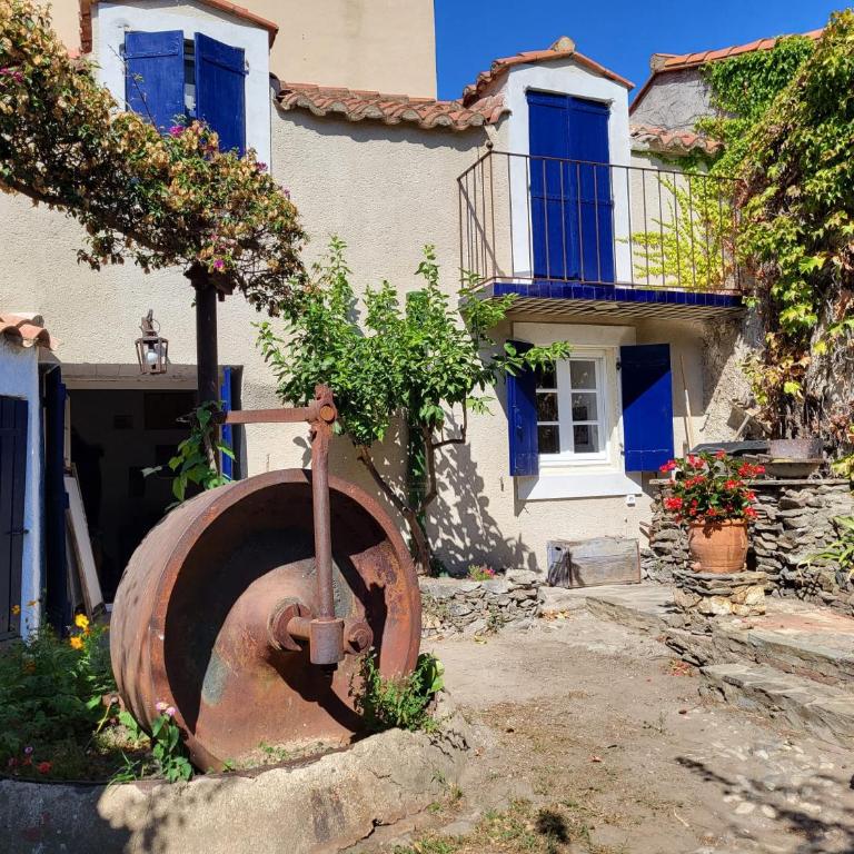 Renovated 12th-century chapel fully equipped for 6 - Vacation Home - 28