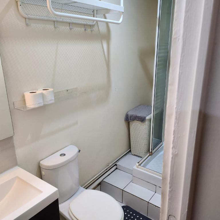 Logement entier 2-3 p - Appartement 1 Chambre - 13