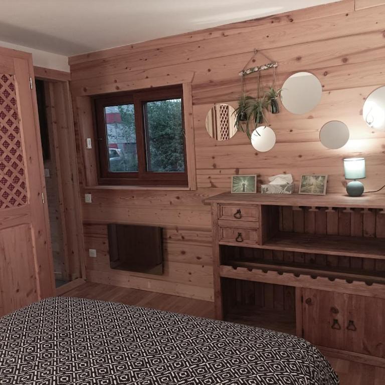 Joli Appart Terrasse et jardinet - Chalet 1 Chambre - 12