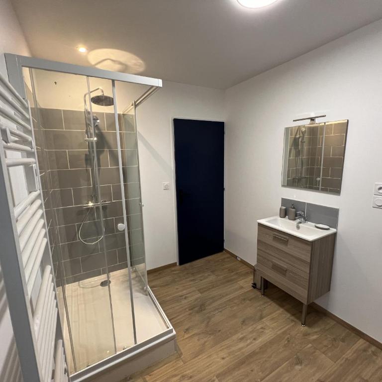 Esprit Maritime - 2p centre-ville, Place Dalton - Studio Lit Queen-Size - 12