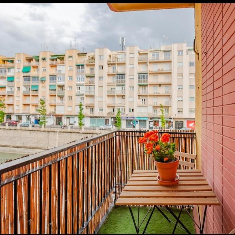 PISO CON GARAJE GRATIS EN EL CENTRO DE GRANADA. - Two-Bedroom Apartment - 6