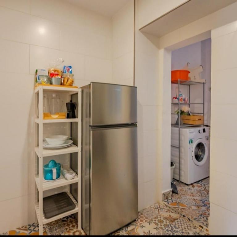 PISO CON GARAJE GRATIS EN EL CENTRO DE GRANADA. - Two-Bedroom Apartment - 10