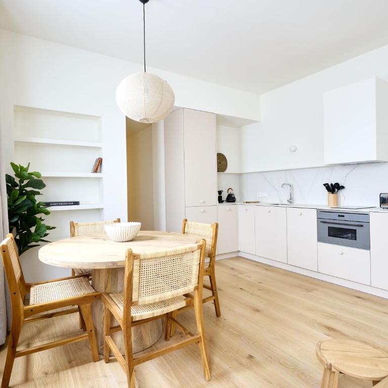 Edificio de lujo en Centro de Madrid- SAN MARCOS - Two-Bedroom Apartment - 1