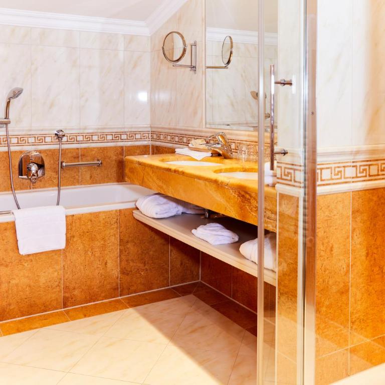 Salzburgerhof, das 5-Sterne Hotel von Zell am See - Deluxe Familienzimmer - 4