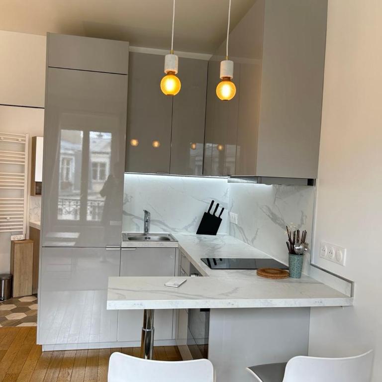 Spacious apartment near Eiffel Grenelle F2 - Appartement 1 Chambre - 12