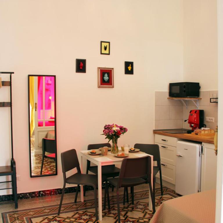 Le Guarattelle House Pulcinella Room - Quadruple Room with Private Bathroom - 6