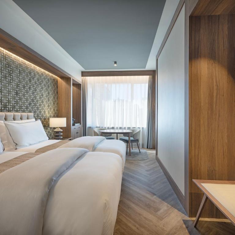 The Westin Madrid Cuzco - Habitación Doble Deluxe con vistas a la ciudad - 2 camas - 4