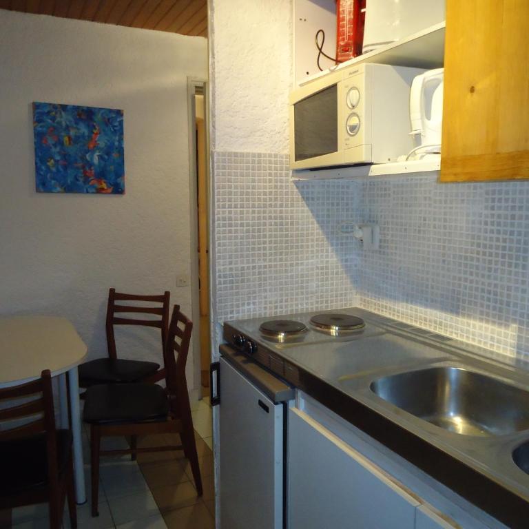 Studios La Gemme - Studio avec Terrasse - 5