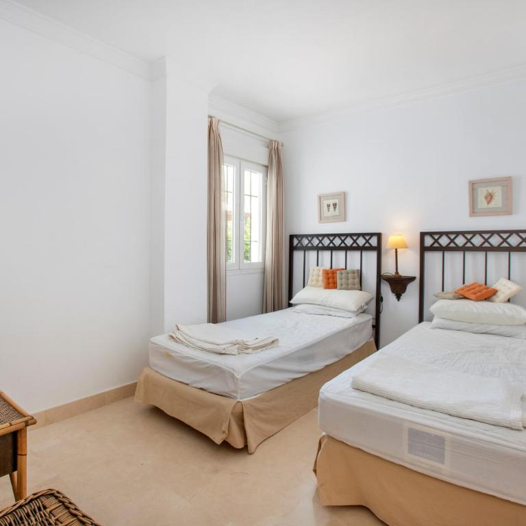 La Gavia Beach side 2 Bedroom apartment - San Pedro - Two-Bedroom Apartment - 13