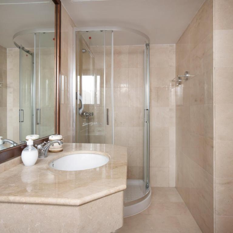 La Gavia Beach side 2 Bedroom apartment - San Pedro - Two-Bedroom Apartment - 15