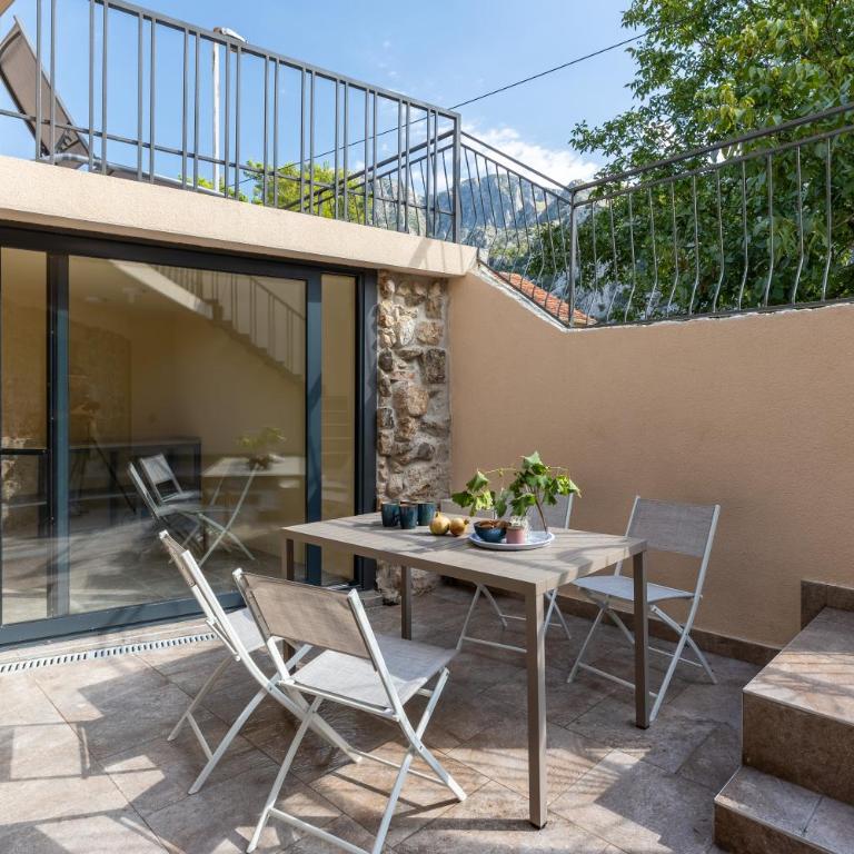 Villa Kotor Cradle - Two-Bedroom Villa - 19