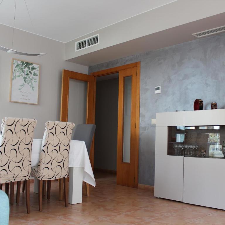 Apto en Cullera con terraza, piscina, parking y wifi gratis - Two-Bedroom Apartment with Terrace and Sea View - 21