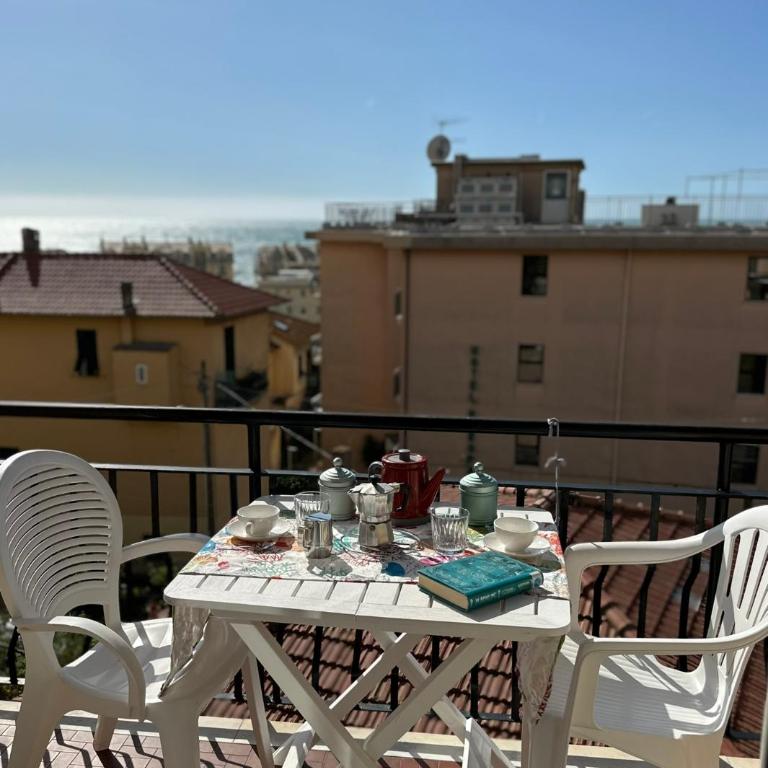 Hostdomus - Grace Apartment - Appartamento Premium con 3 Camere da Letto e Balcone - 33