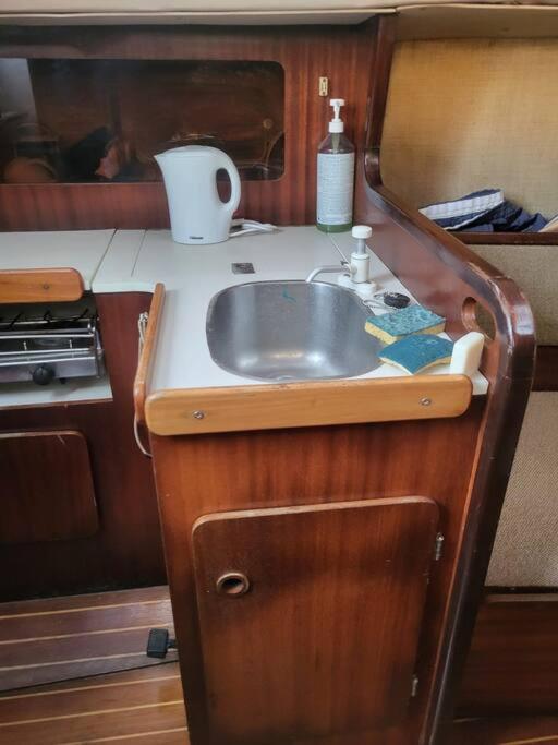 Bateau Jeanneau fantasia 8m à louer - Casa Mobile - 13