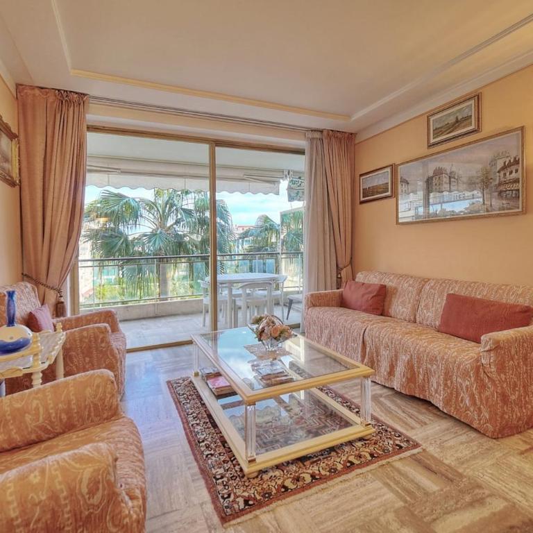 REF 1908 - Cannes Croisette - Apartment for rent - Apartment - 3