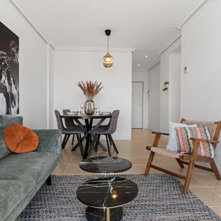 Sunset Golf Apartment Estepona - Two-Bedroom Apartment - 24