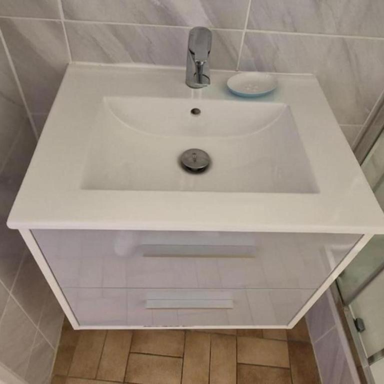 Studio 2 pers ,Plage à 3 min, parking, terrasse ,La Grande Motte - Monolocale - 10