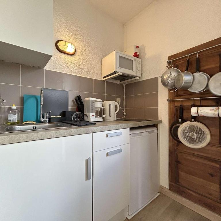 Studio cosy proche pistes avec balcon et parking, 4 couchages - Appartement 1 Chambre - 2
