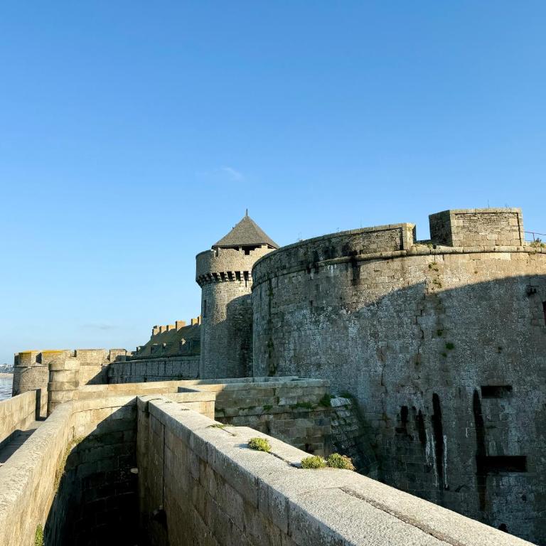Appartement saint malo neuf, 2 chambres, terrasse, garage - Appartamento con 2 Camere da Letto - 18